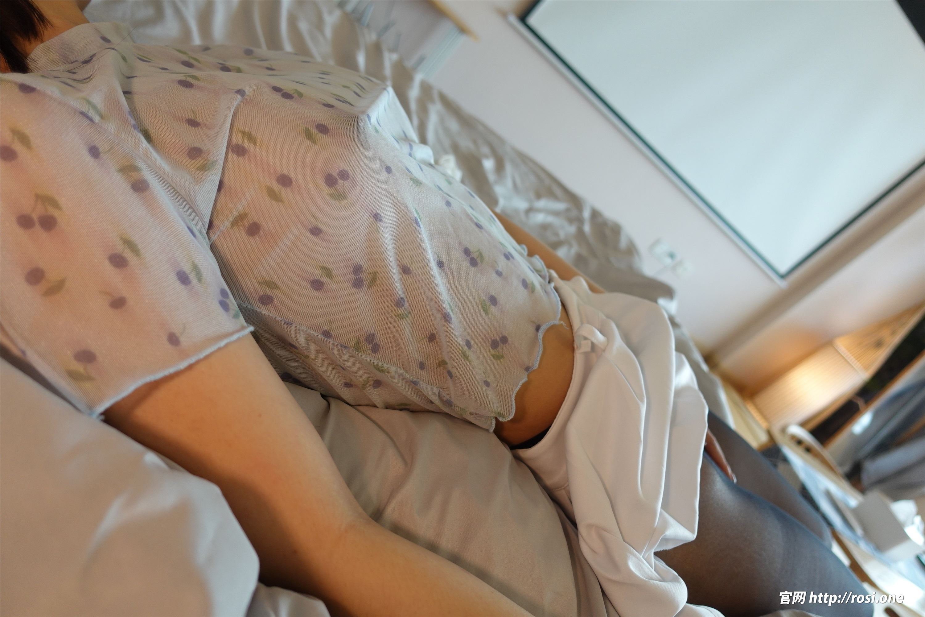 ROSI写真 2022.06.20 NO.3850